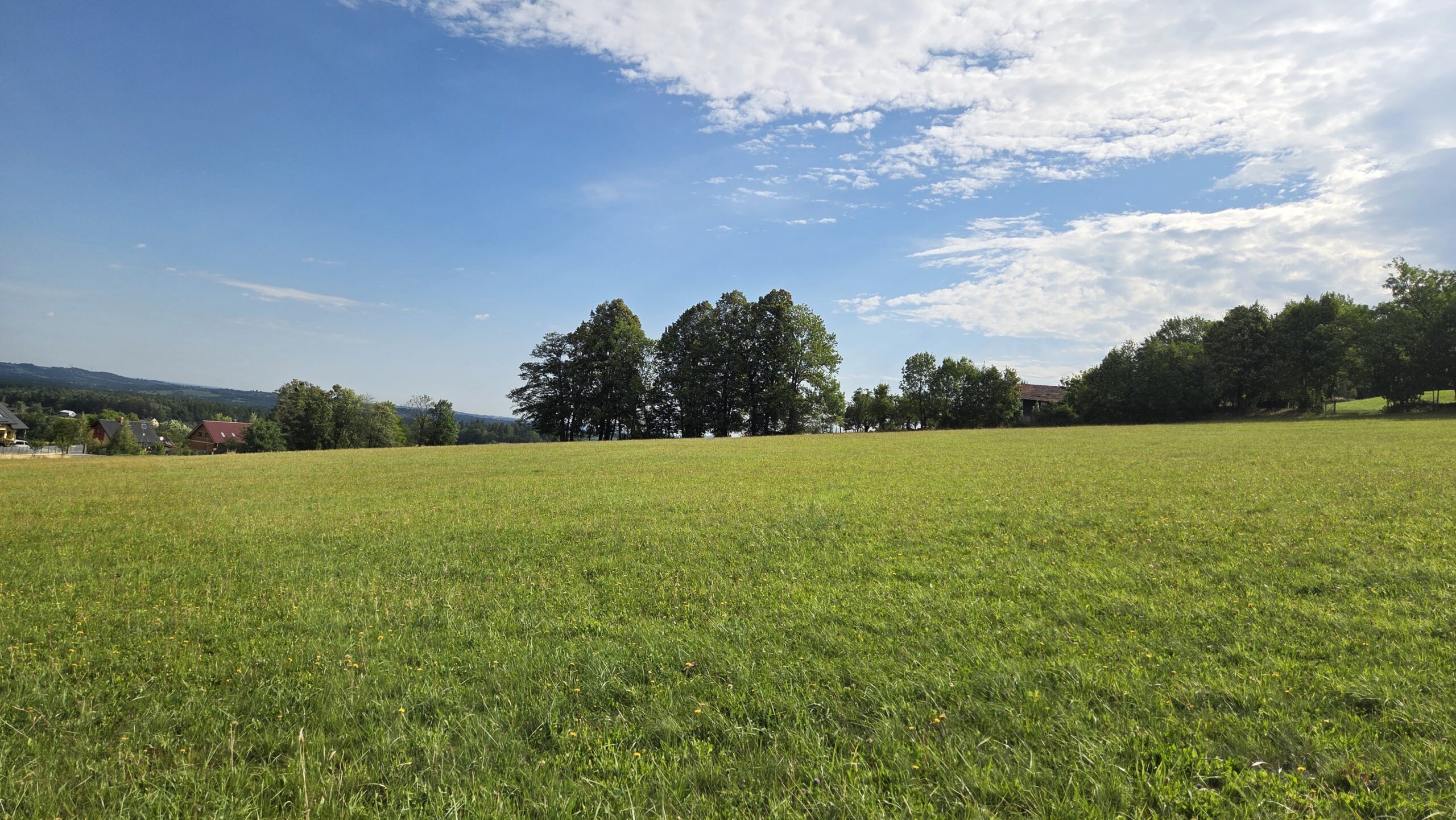 Pozemek Komorní Lhotka 22 223 m2